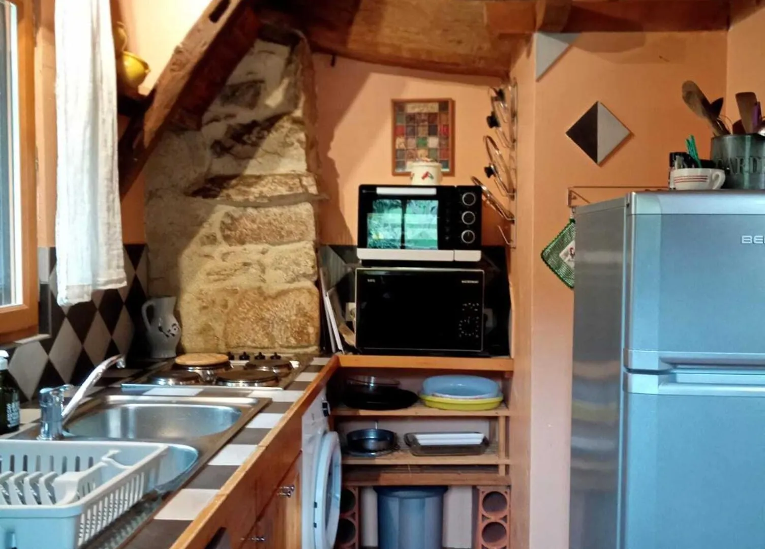 Gites Des Esselards Yzeron 0*,  France