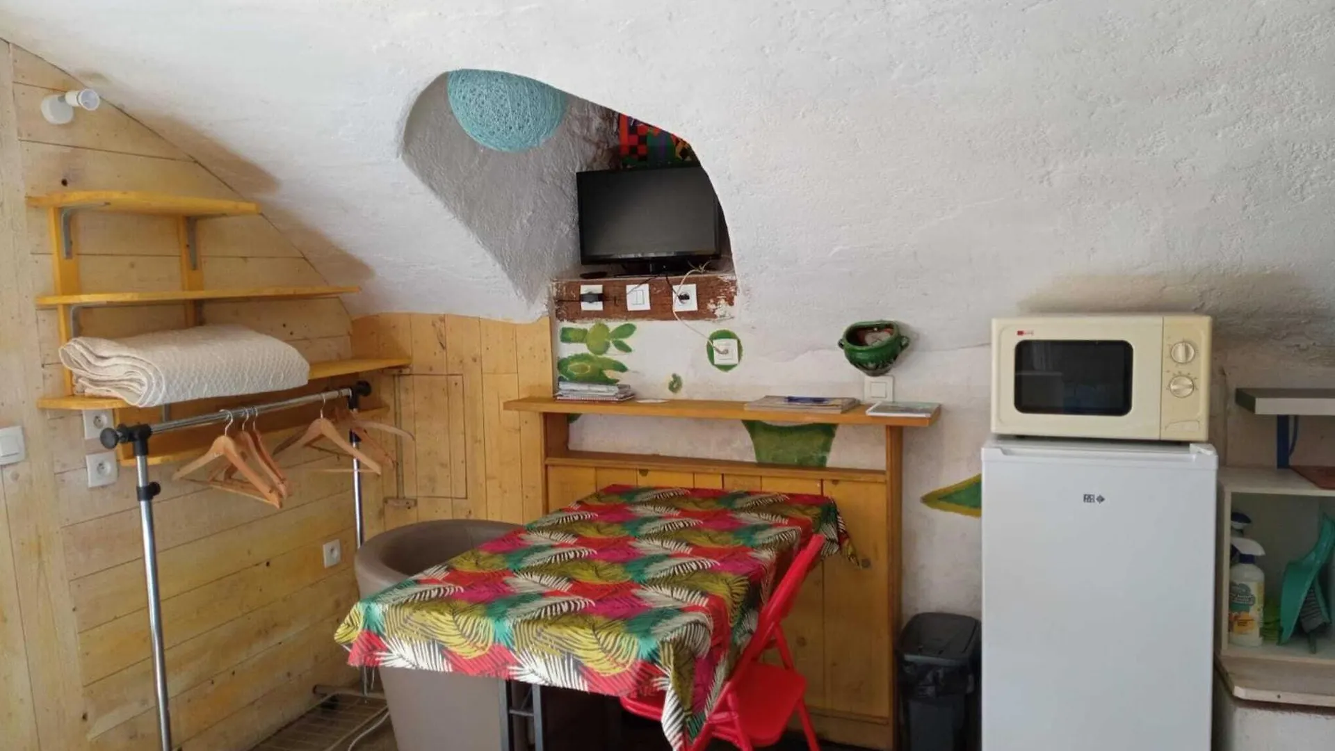 Holiday home Gites Des Esselards Yzeron